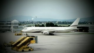 Roman Abramovic Enterprises Boeing 76733AER P4MES  Abflug am Salzburg Airport Full HD [upl. by Williamsen]