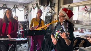 LONG BEACH UKULELE ORCHESTRA Dec 21 at DOX [upl. by Aneen804]