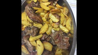 AGNELLO AL FORNO CON PATATE [upl. by Chew]